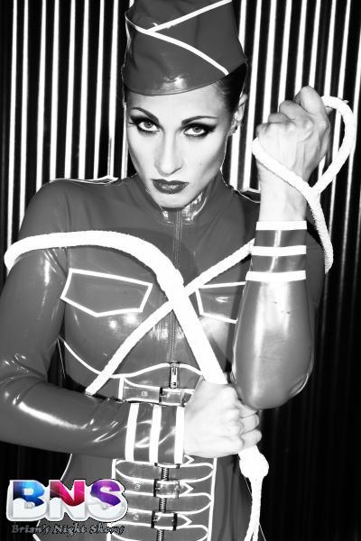 stripteaseuse sowkelly