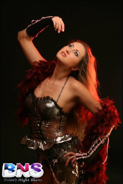 stripteaseuse lina