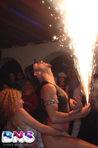 stripteaseur JamesIron